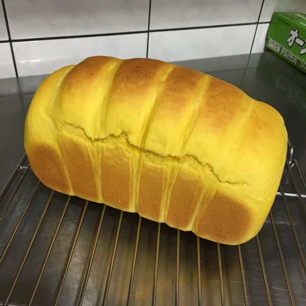 手揉南瓜拔絲吐司 : 黃雅宣一起做
