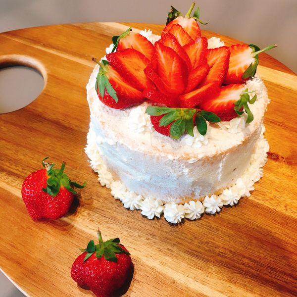 草莓戚風蛋糕 : 羅欣瑀一起做