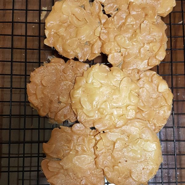 杏仁瓦片_烘焙入門 零失敗 : Shiou Huei Chen一起做