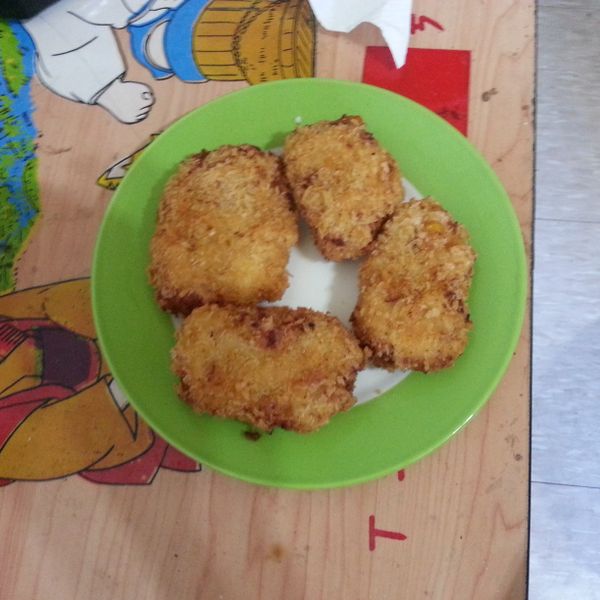 輕鬆做-牛肉起司可樂餅：寶丞:-* 一起做