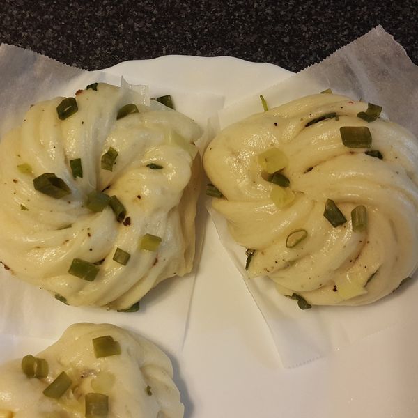 蔥花捲:喵餓了=0= 一起做