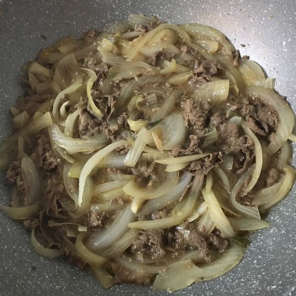 吉野家牛丼食譜：黃妮可 一起做
