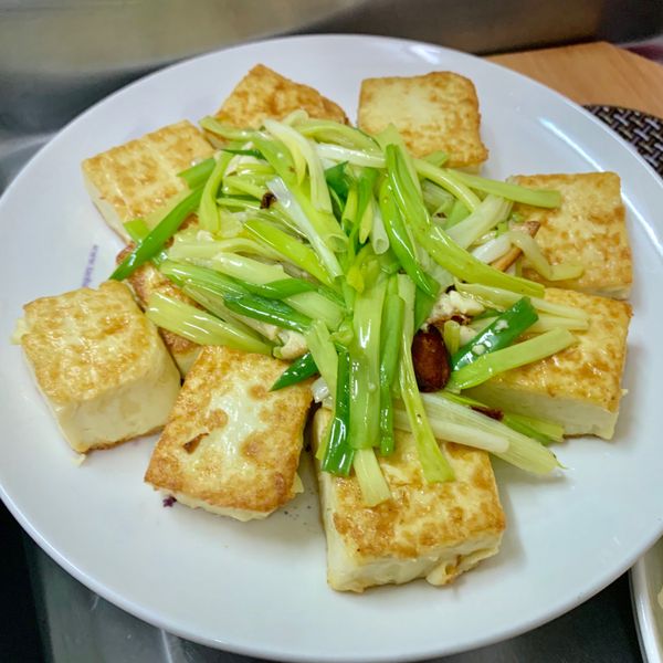 香煎雞蛋豆腐：Emily 一起做