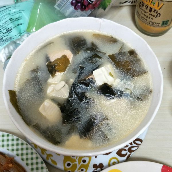 🐟鮭魚豆腐味噌湯：Emma 一起做