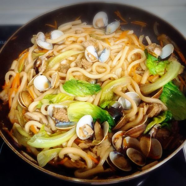 日式居酒屋風--雞肉炒烏龍麵:Crystal Pan 一起做