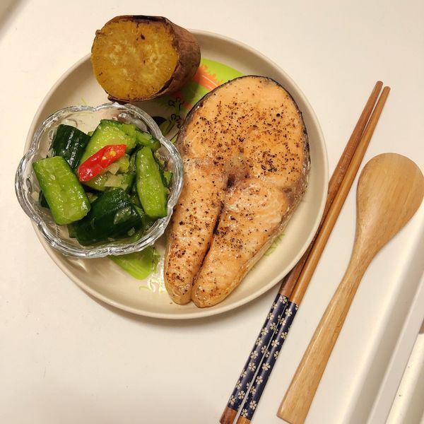 高蛋白「鮭魚遇上兩個傻瓜」490卡：✨Misa✨ 一起做