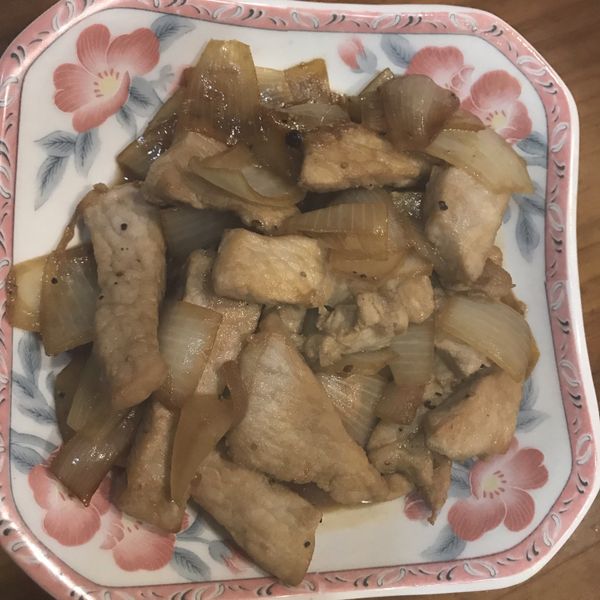 洋蔥炒豬肉 : Rebecca Chang一起做