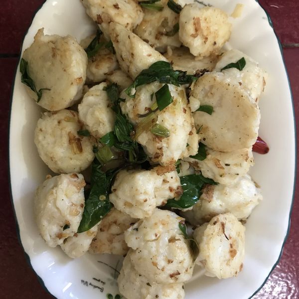 椒鹽花枝丸!不用炸…快速料理超下飯的啦！ : Ke East一起做