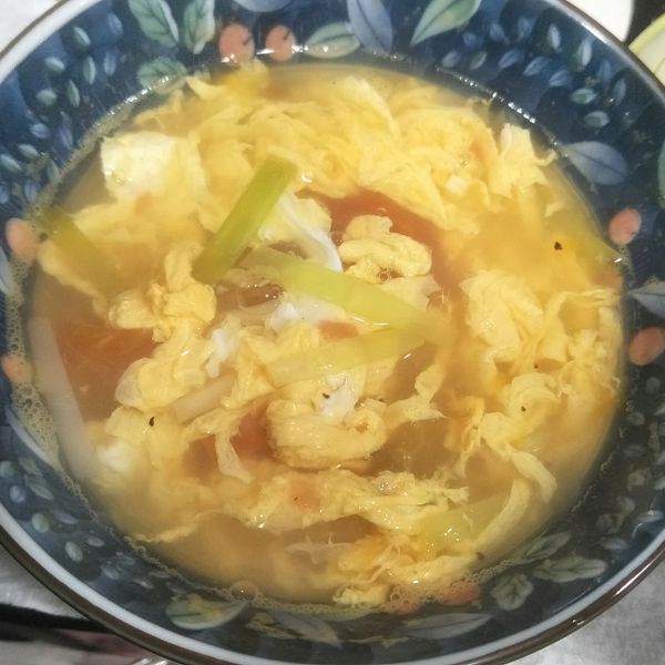 蕃茄蛋花湯：瑜瑜 一起做
