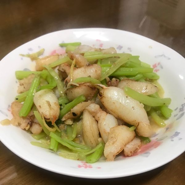 蟹腳肉炒芹菜：黃琪評 一起做