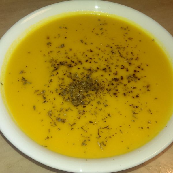 Olivia♥紅蘿蔔濃湯─九陽豆漿機 : Silvia Lee一起做