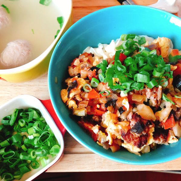 哨子麵 : Nicole Lin一起做