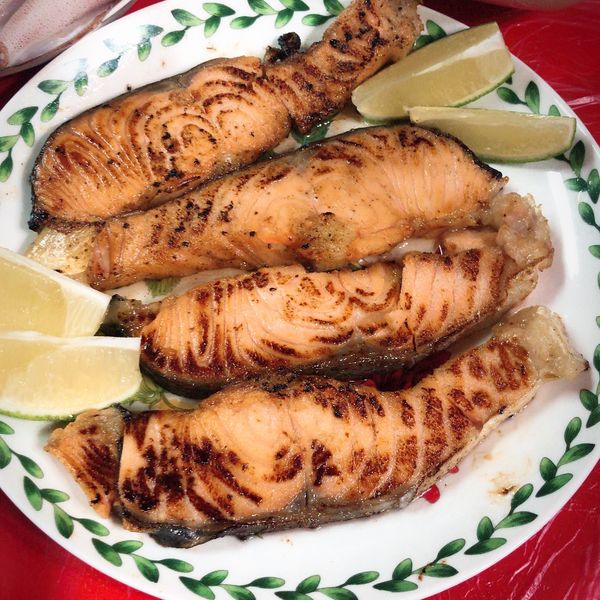 味噌鮭魚 : 老咩愛賣萌一起做