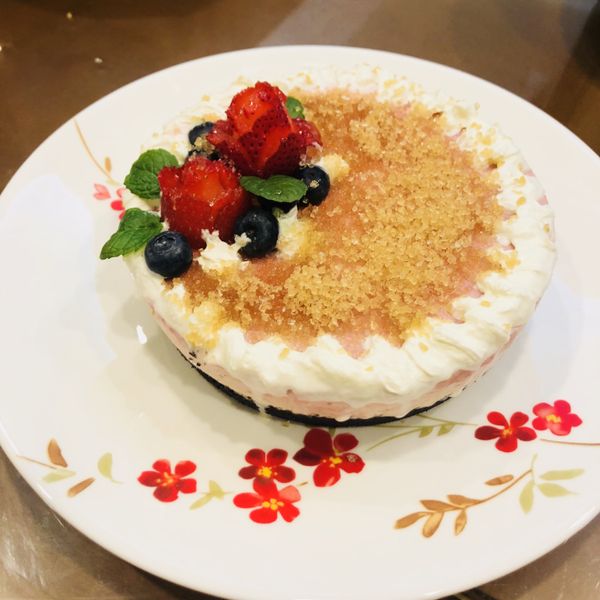 草莓漸層生乳酪蛋糕【免烤箱、超詳細步驟】 : 艾葛懶人料理一起做