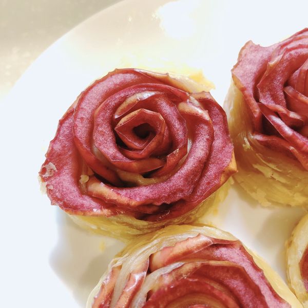 酥皮玫瑰蘋果派【HOLA幸福食堂】 : Violalala一起做