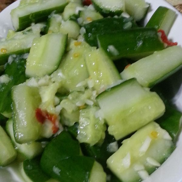涼拌小黃瓜 : miki一起做