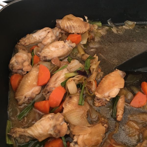 洋蔥燒雞肉：小玉 一起做