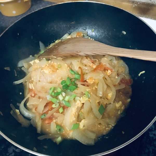 洋蔥蕃茄炒蛋（不加蕃茄醬） : 薛派今一起做