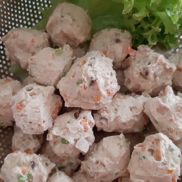 相撲鍋必備雞肉丸子【手工丸子Q彈小秘訣】 : Karen一起做