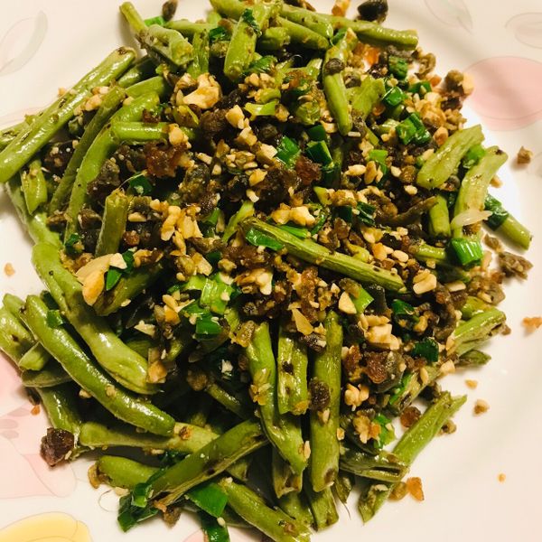 お弁当-170613-四季豆肉末炒皮蛋 : Candice Fan一起做