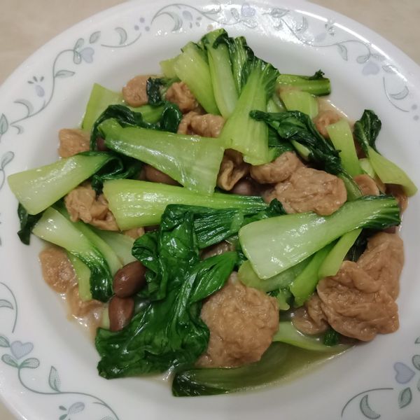 土豆麵筋青江菜 : 辰一起做