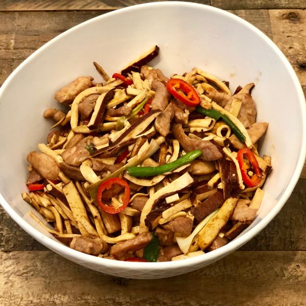 豆干肉絲--10分鐘上菜：Eileen 一起做