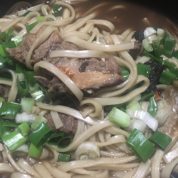 【無煙廚娘】-四物排骨麵：奇奇 一起做