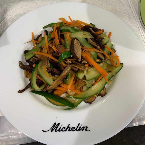 undefined：吳欣卉 一起做