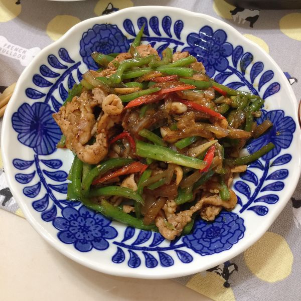 黑胡椒豬柳 : 綿小花🌺一起做