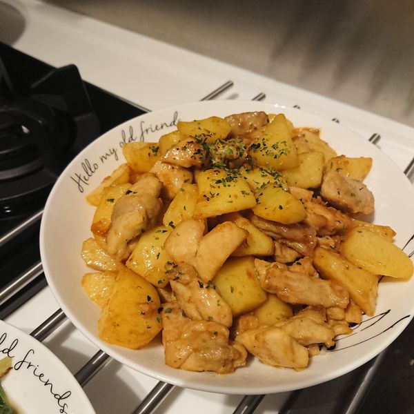 照燒馬鈴薯嫩雞【影片】：點子兔 一起做