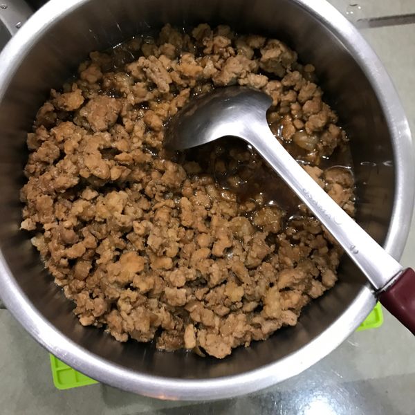 肉燥飯 : 巴勇妹一起做