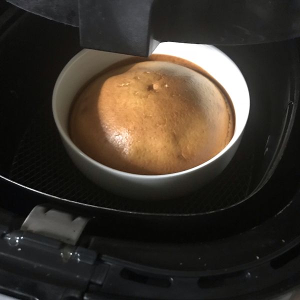 鬆餅粉蜂蜜蛋糕 : 吖ㄓㄨ～一起做