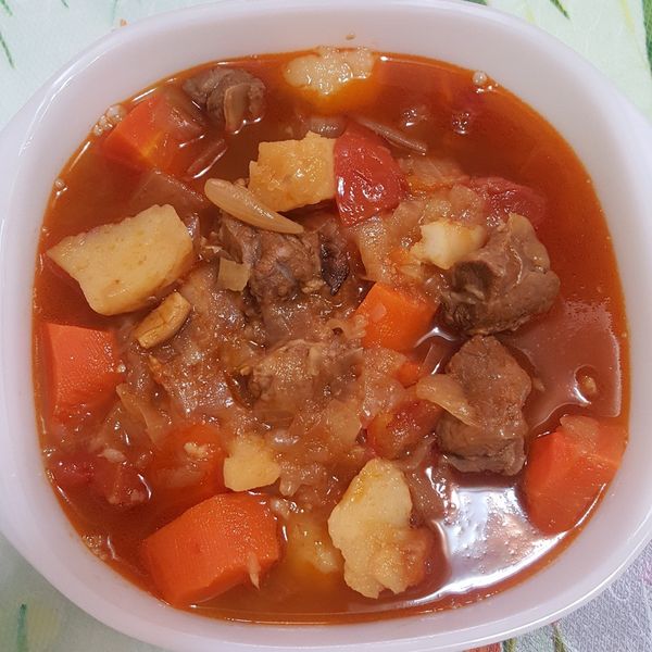 番茄燉牛肉 : Connie ❤一起做