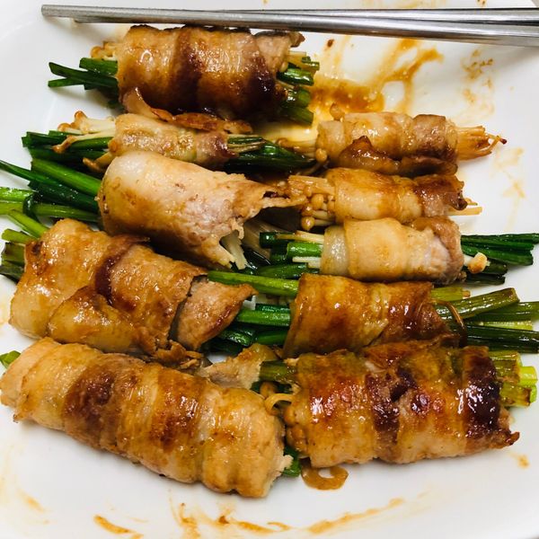 👩🍳日式豬肉金針菇韭菜捲:Peggy 一起做