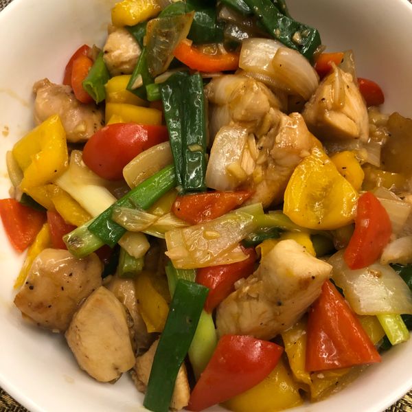 蔥爆雞丁 : Isa 媽媽的小廚房一起做