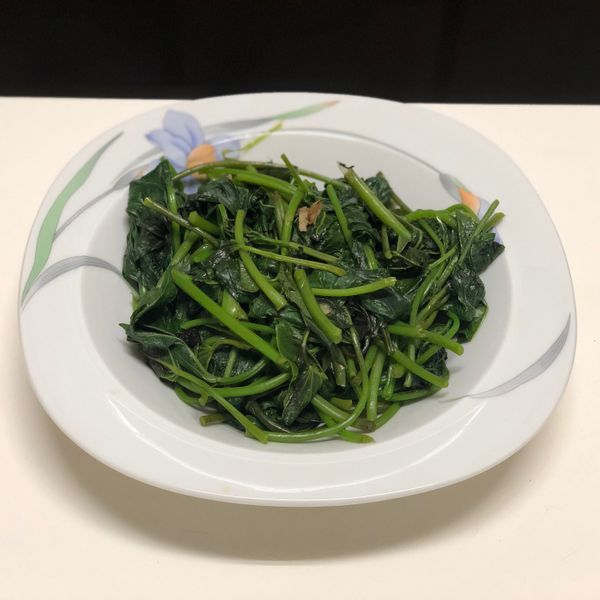 炒地瓜葉 : J🐰一起做