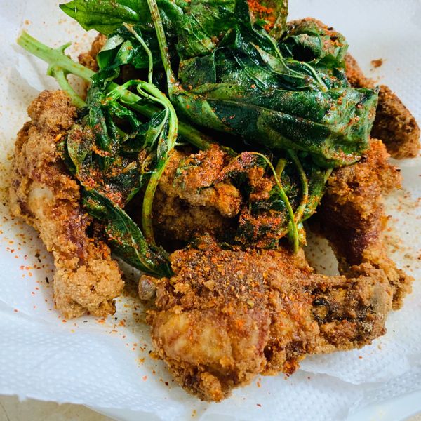 蒜味鹹酥雞：Laura  一起做