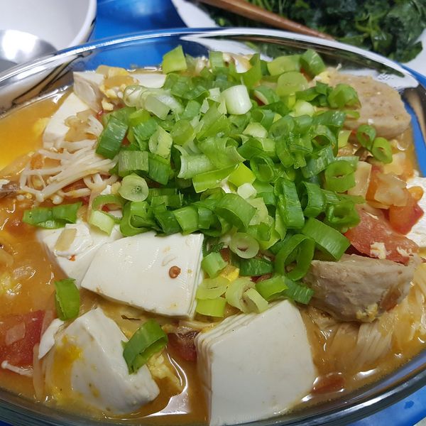 肥肥貓酸辣金針菇豆腐煲：靜惠 一起做