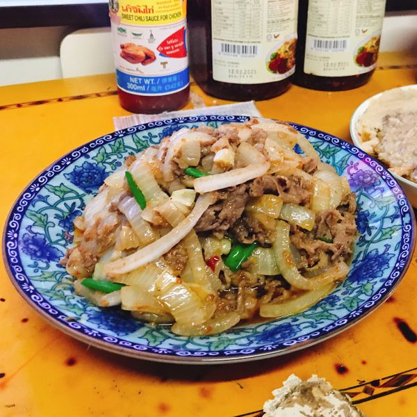 沙茶洋蔥牛肉 : Meow Yan一起做