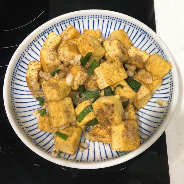 香煎椒鹽雞蛋豆腐丁 : Tim一起做