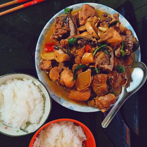 (影音) 經典 三杯雞 - 升級版：Nikihou 一起做