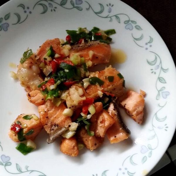 蒜香奶油鮭魚 : 琦琦一起做