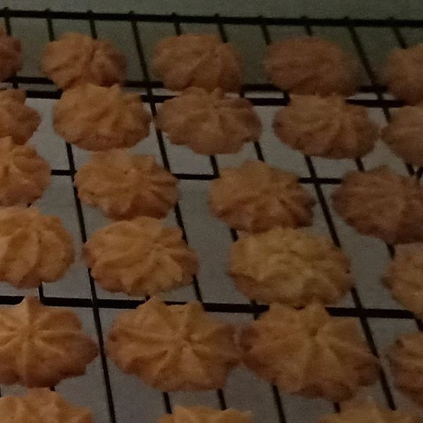 總統牌奶油曲奇餅乾 : 貓貓凱蒂一起做