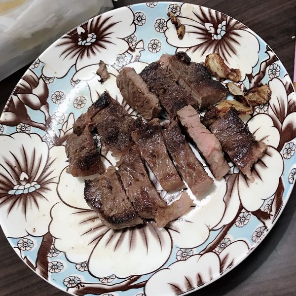 煎牛排 : 恩恩媽咪一起做