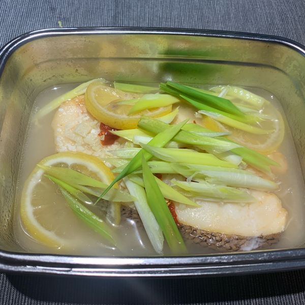 混搭泰式檸檬清蒸鱈魚：穎珊 一起做