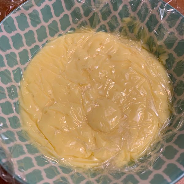 克林姆(卡士達)內餡(麵包店配方)：Grace  Wang 一起做