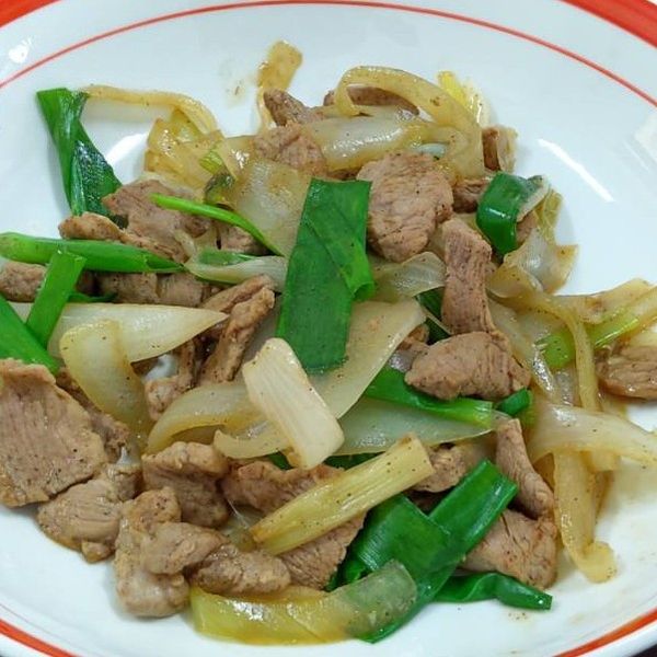 蔥爆梅花豬肉絲：李宴馨 一起做