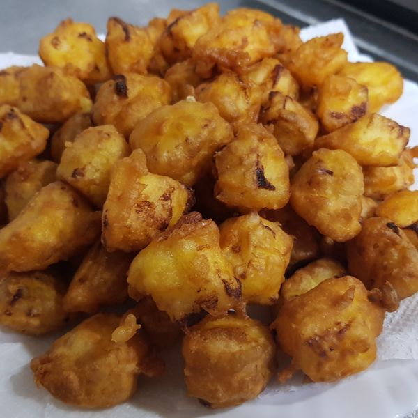 (夜市小吃點心)小心燙口的"脆皮炸鮮奶"：邱太太 一起做