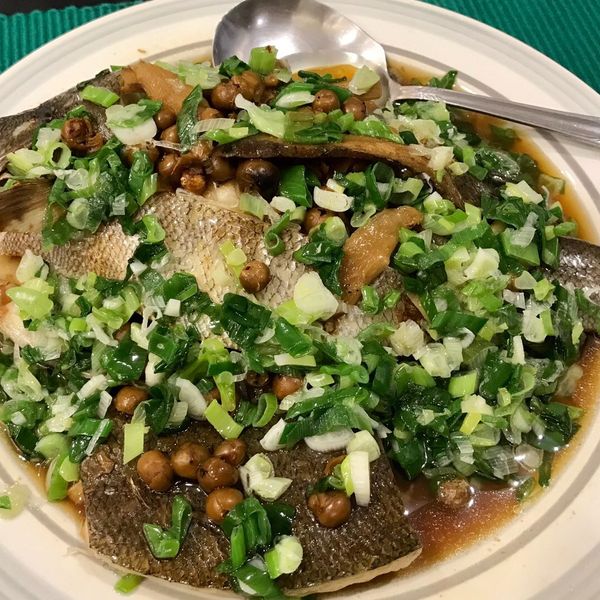 清蒸鱸魚片：Charlotte 一起做