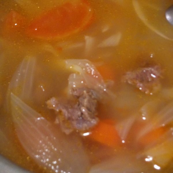 KURI's│牛肉番茄蔬菜湯 : Joy一起做